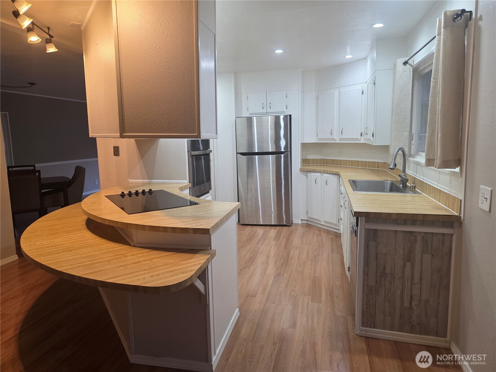 11407 126th Street E 222