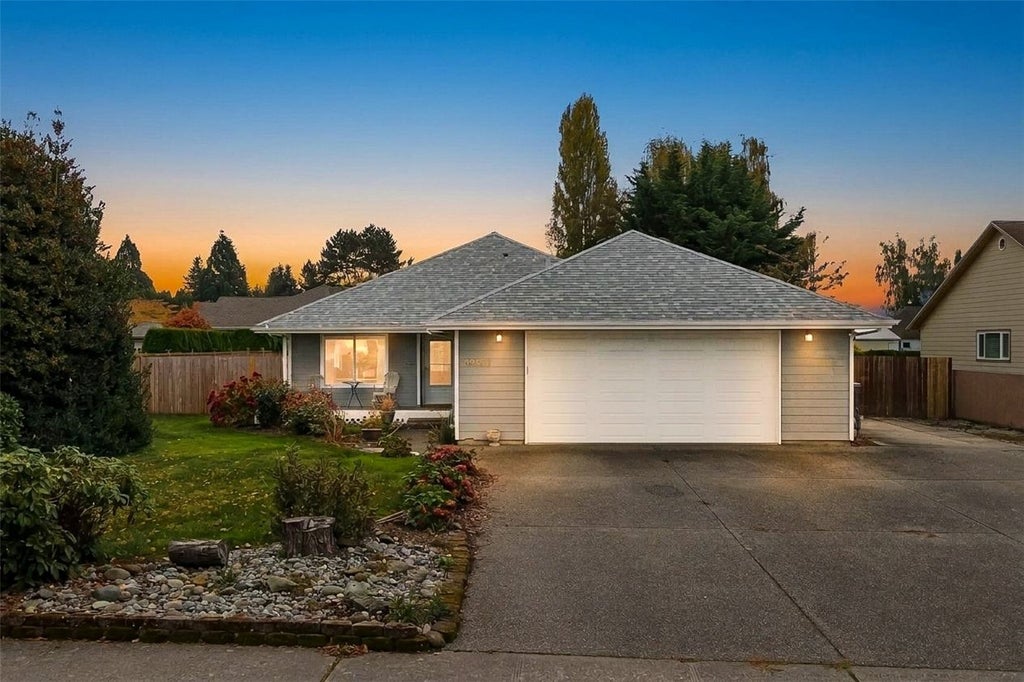 Photo of 20256 Gardner Court, Burlington, WA 98233 (MLS # 2598389)
