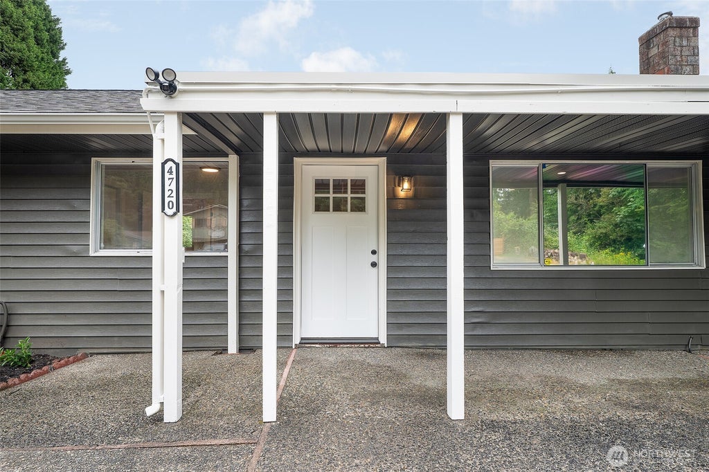 Photo of 4720 224th Street SE, Bothell, WA 98021 (MLS # 2546482)