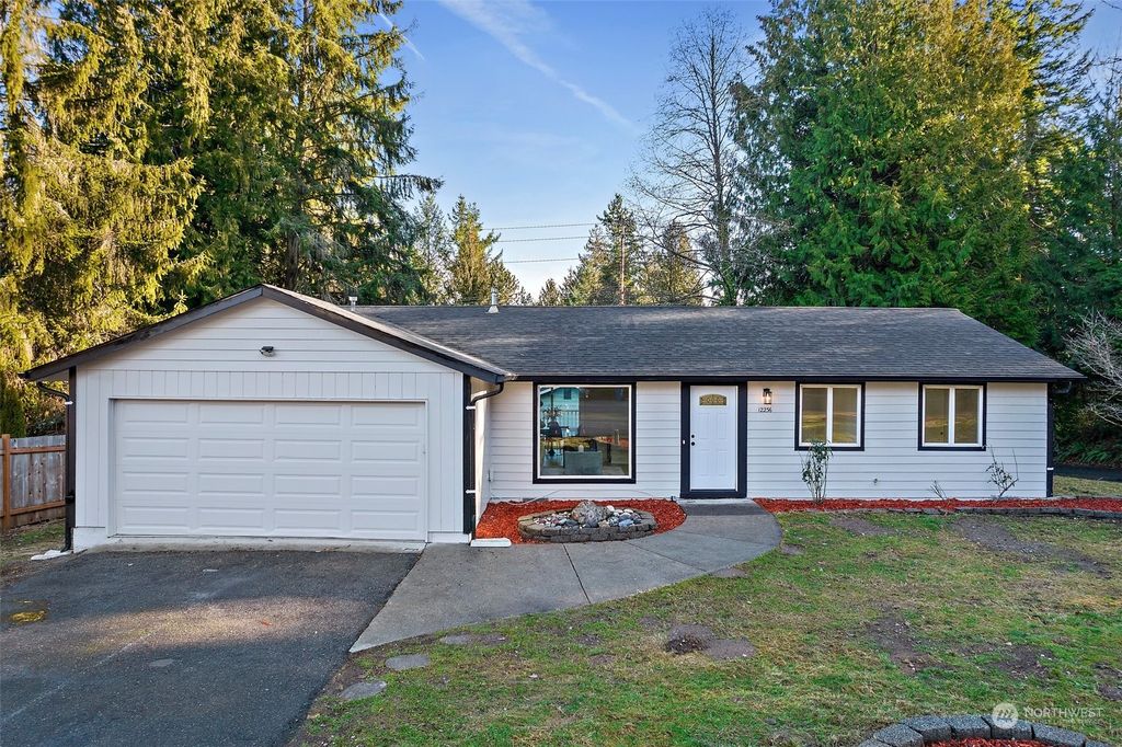 Photo of 12236 SE 200th Street, Kent, WA 98031 (MLS # 2025476)
