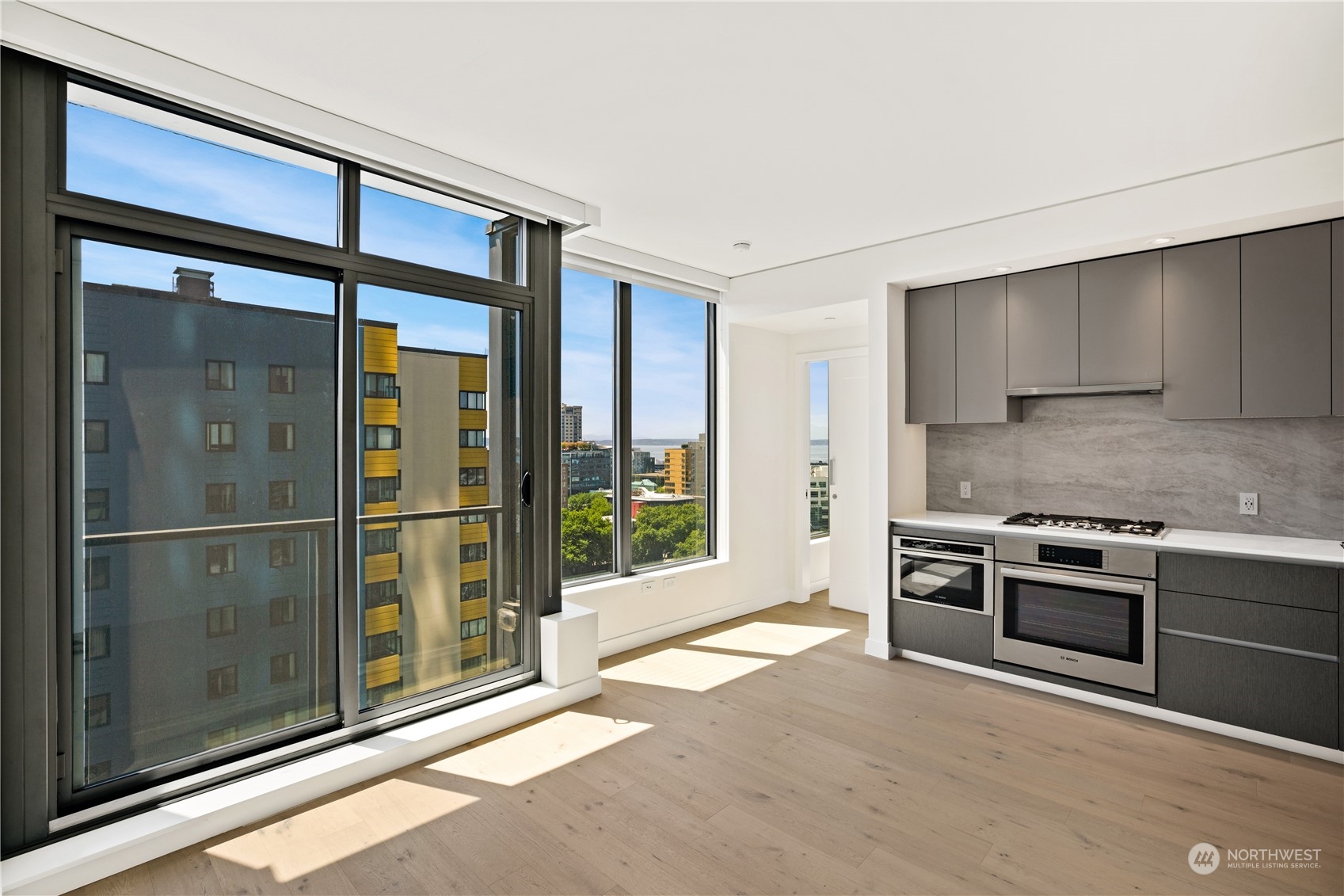 2510 6th Ave 1506