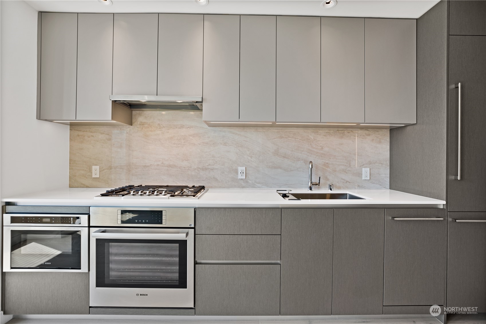 2510 6th Ave 1506