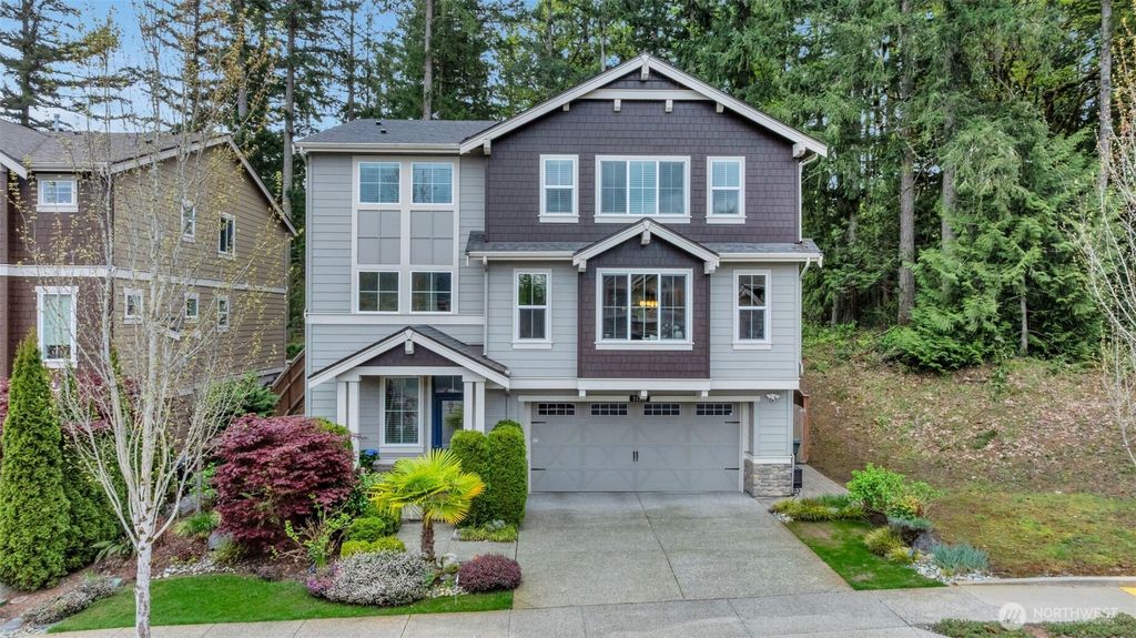 Photo of 23331 SE 4th Place, Sammamish, WA 98074 (MLS # 2514788)