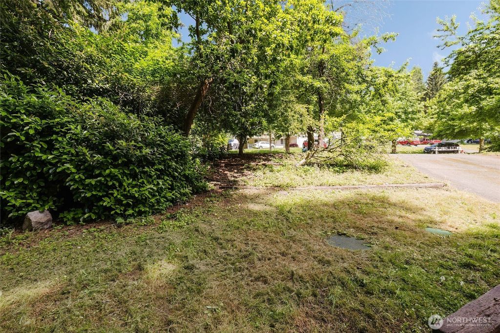 Photo of 7201 9th Court SE, Lacey, WA 98503 (MLS # 2525438)
