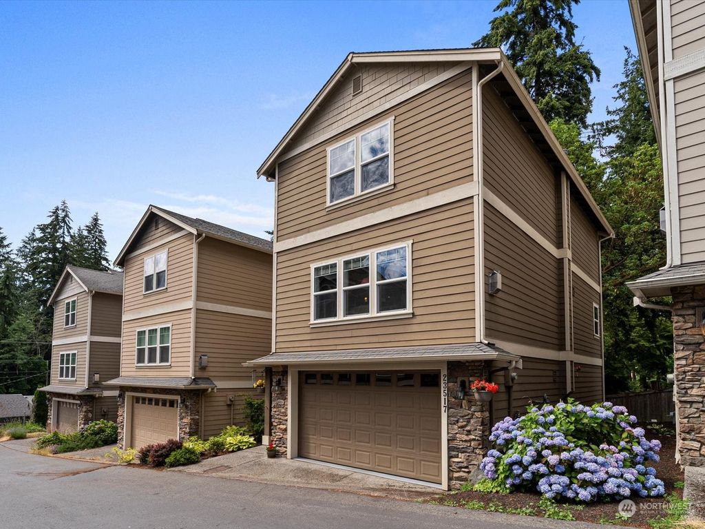 Photo of 23517 88th Place W, Edmonds, WA 98026 (MLS # 2011145)