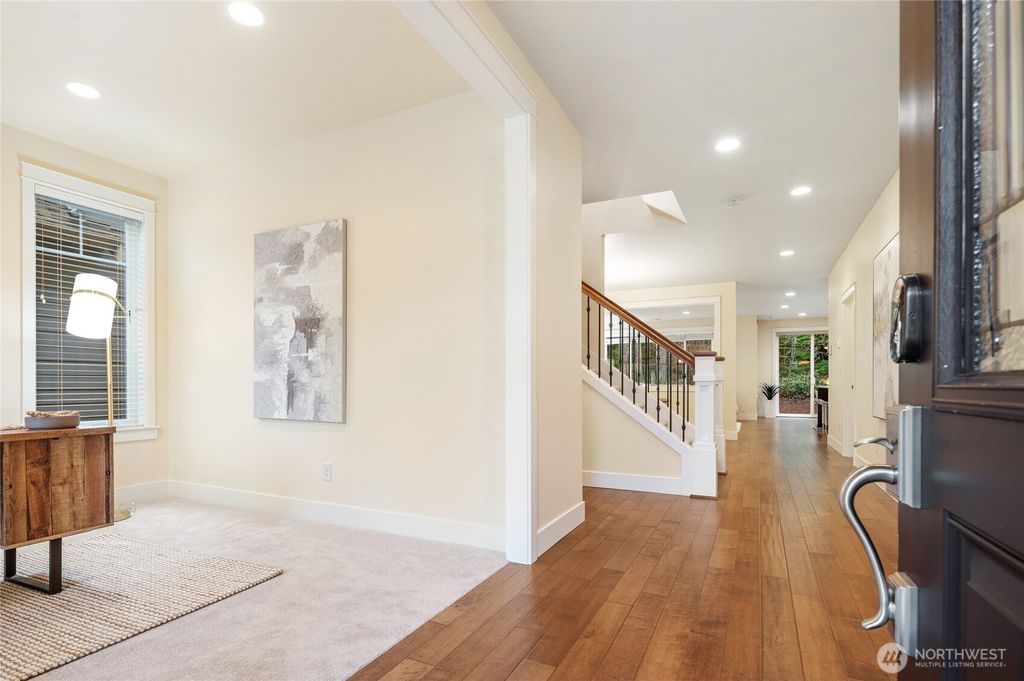Photo of 10629 240th Avenue NE, Redmond, WA 98053 (MLS # 2333515)