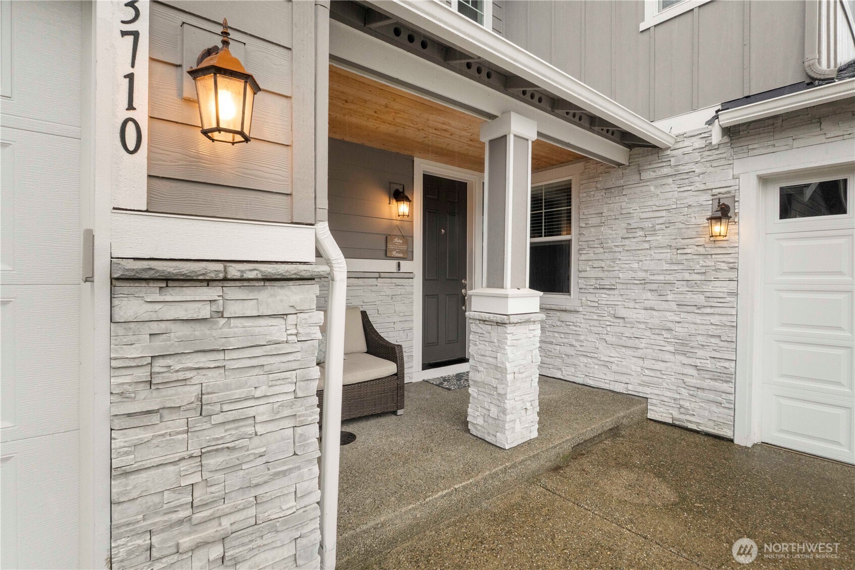 13710 190th Avenue E