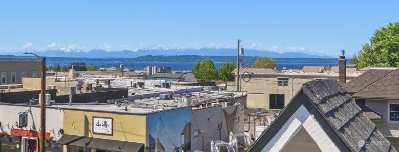 116 4th Avenue N