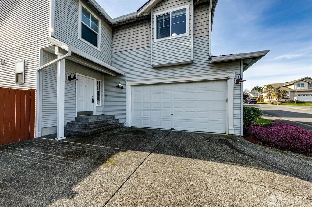 Photo of 2712 153rd Street SW, Lynnwood, WA 98087 (MLS # 2479147)