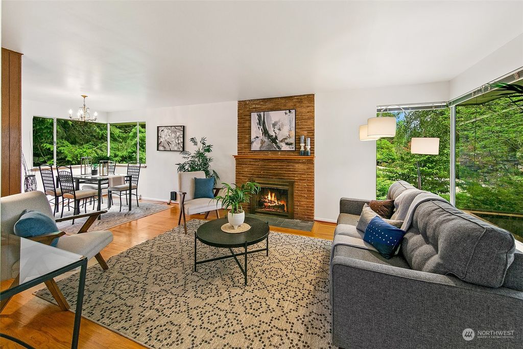 Photo of 12548 Densmore Avenue N, Seattle, WA 98133 (MLS # 2133349)