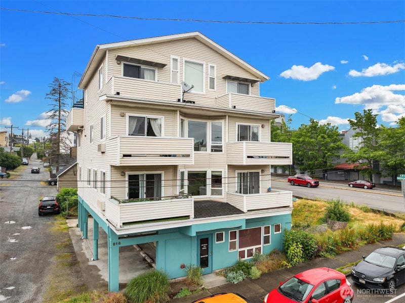 816 N 38th Street