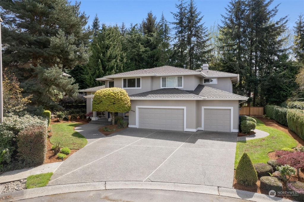 Photo of 6039 166th Avenue SE, Bellevue, WA 98006 (MLS # 2262808)