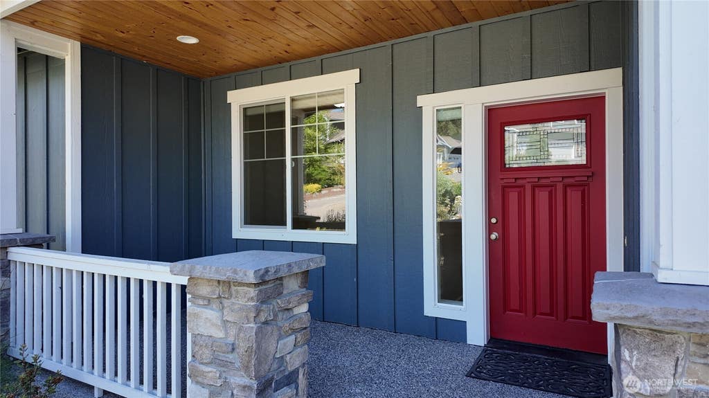 Photo of 12779 Frazier Heights Loop, Burlington, WA 98233 (MLS # 2555861)