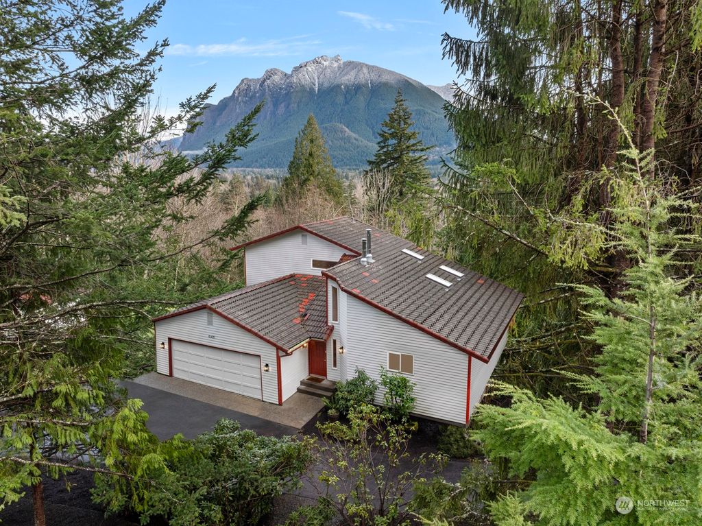 Photo of 13308 409th Avenue SE, North Bend, WA 98045 (MLS # 2318398)