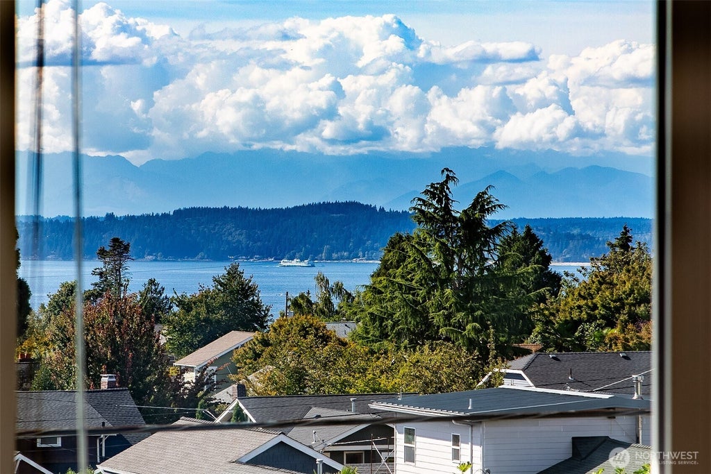 Photo of 5953 California Avenue SW #2C, Seattle, WA 98136 (MLS # 2579830)