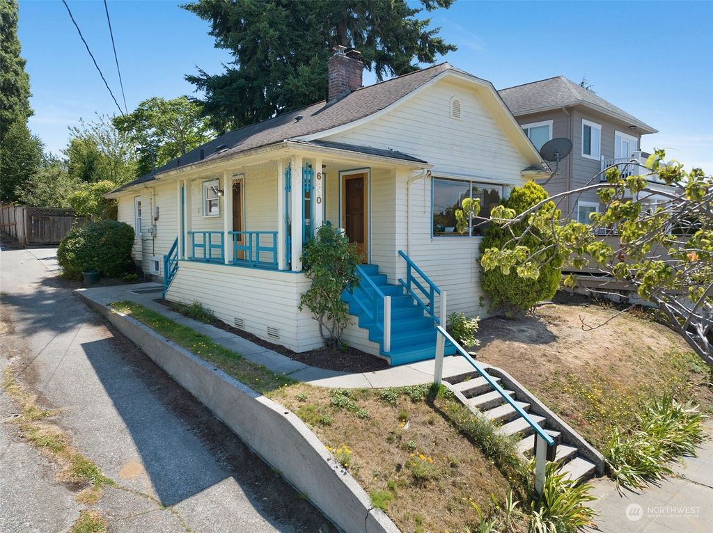 Photo of 6410 36th Avenue NW, Seattle, WA 98107 (MLS # 2142191)
