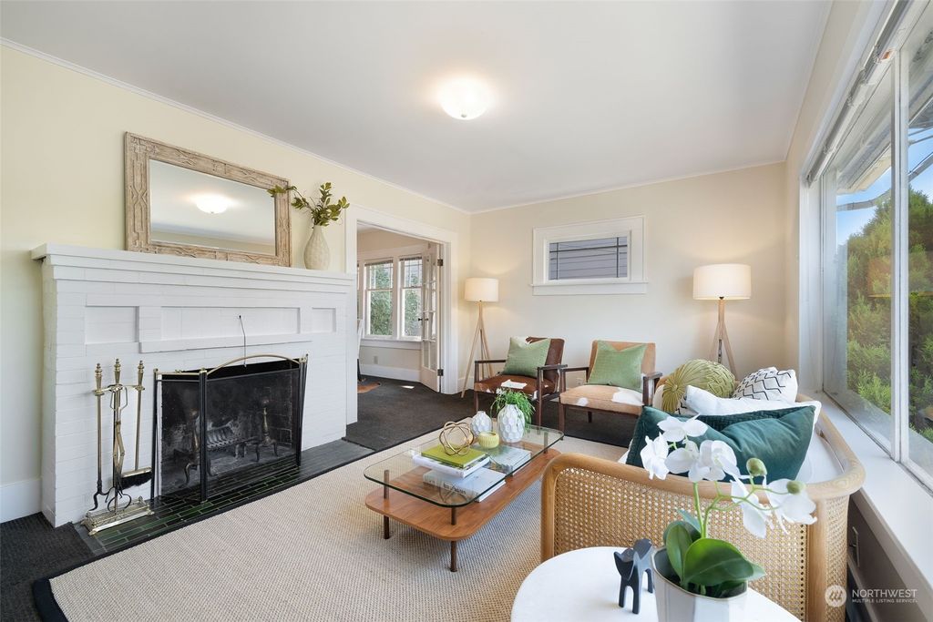 Photo of 6410 36th Avenue NW, Seattle, WA 98107 (MLS # 2142191)