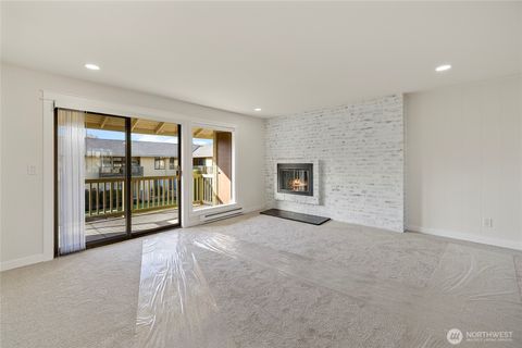 Photo of 310 S 11th Street #204, Mount Vernon, WA 98274 (MLS # 2467343)