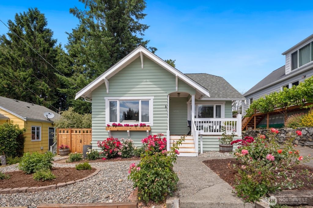 Photo of 4106 SW Kenyon Street, Seattle, WA 98136 (MLS # 2394319)