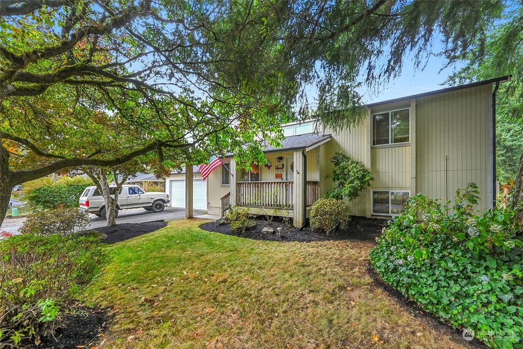 Photo of 13104 48th Avenue NE, Marysville, WA 98271 (MLS # 2166171)