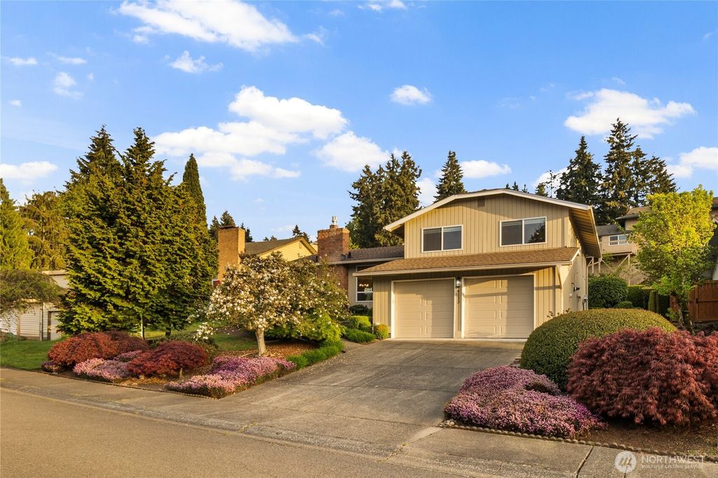 Photo of 4123 SW 325th Street, Federal Way, WA 98023 (MLS # 2368843)