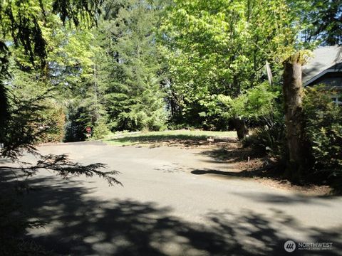 Photo of 758 Promontory Road, Shelton, WA 98584 (MLS # 2396046)
