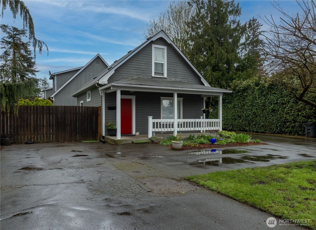 Photo of 1088 Beach Avenue #A, Marysville, WA 98270 (MLS # 2508095)