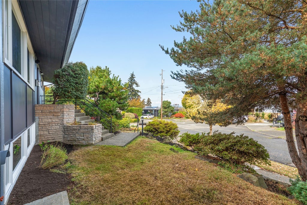 Photo of 10311 61st Avenue S, Seattle, WA 98178 (MLS # 2598824)