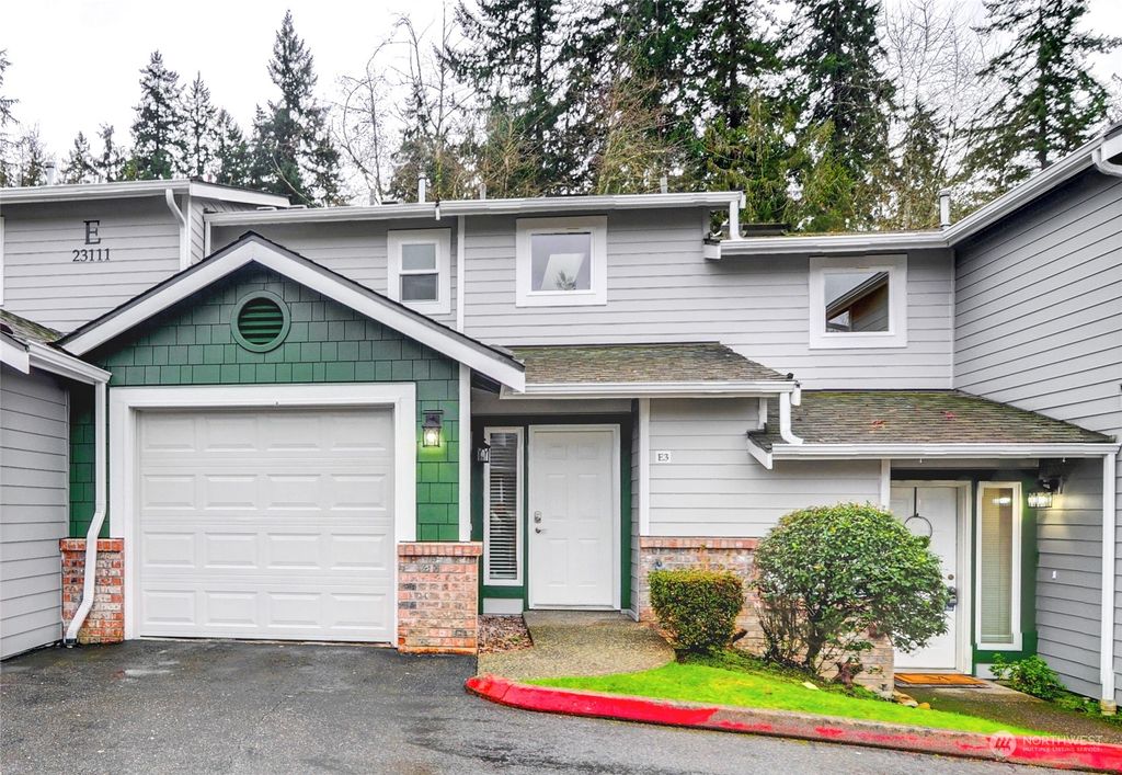 Photo of 23111 15th Avenue SE #E3, Bothell, WA 98021 (MLS # 2187948)