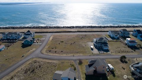 1505 East Ocean Shores Boulevard SW Ocean Shores WA 98569