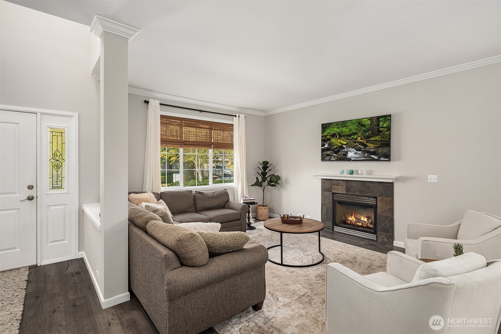 6522 W Crest View Loop SE