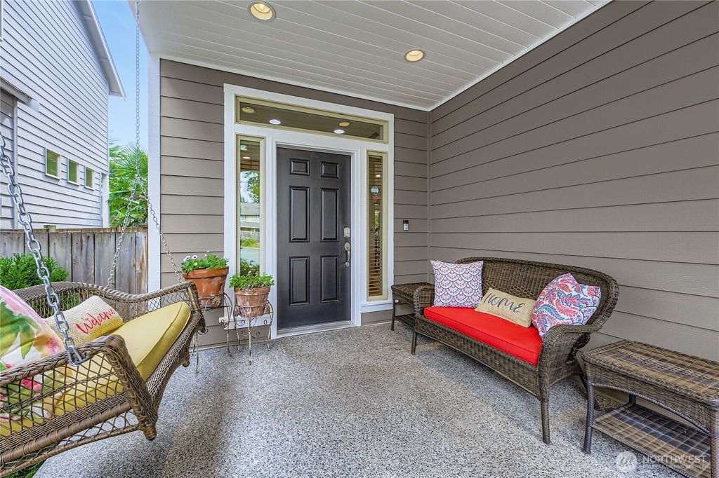 Photo of 23132 87th Avenue W, Edmonds, WA 98026 (MLS # 2429263)