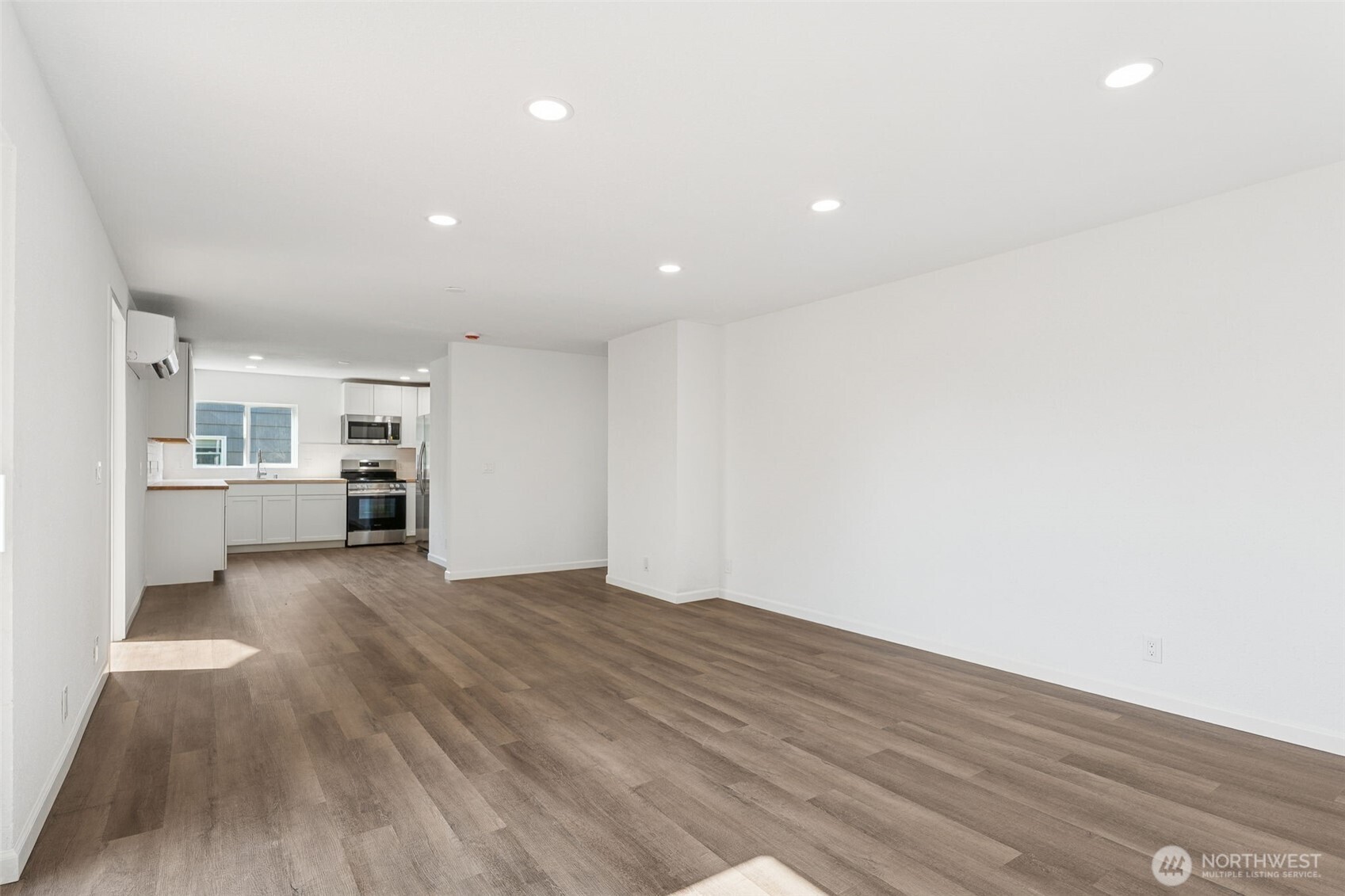 1720 N Wycoff Avenue