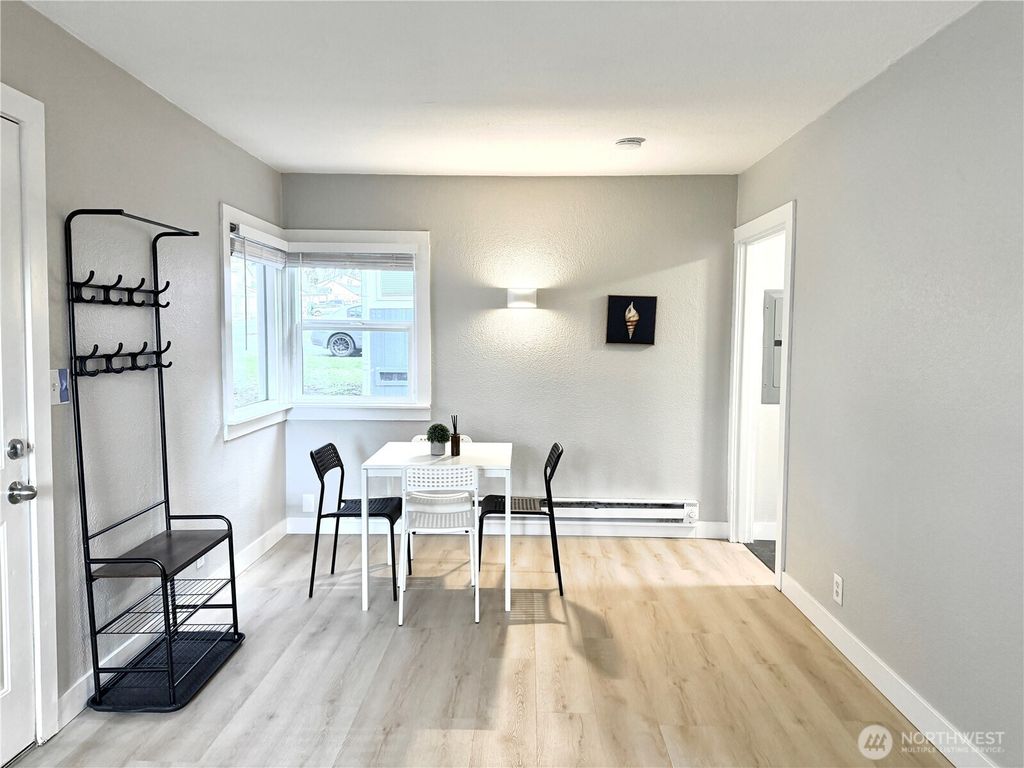 Photo of 504 107th Street S, Tacoma, WA 98444 (MLS # 2476365)