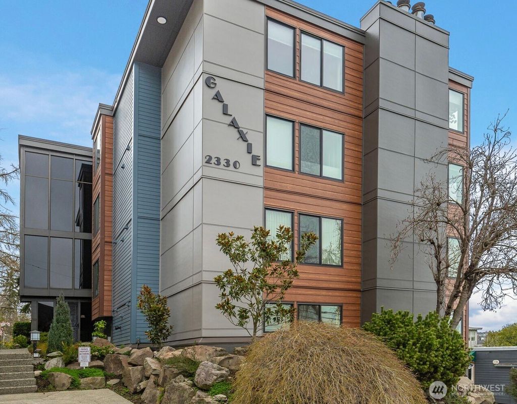 Photo of 2330 W Crockett Street #101, Seattle, WA 98199 (MLS # 2344238)