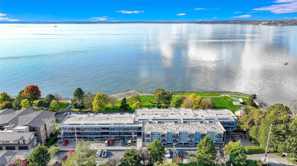 Photo of 444 S State Street #317, Bellingham, WA 98225 (MLS # 2475807)