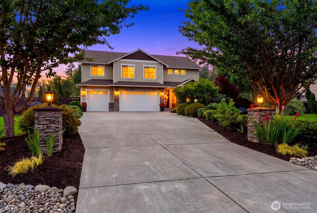 Photo of 6422 151st Avenue NE, Lake Stevens, WA 98258 (MLS # 2562299)