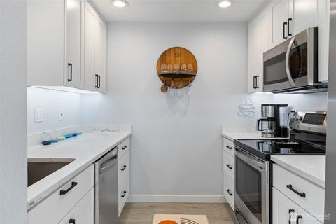 7201 224th Street SW Unit L3, Edmonds, WA 98026 - MLS#: 2344405