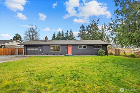 Photo of 1408 E Maryland St, Bellingham, WA 98226 (MLS # 2498245)