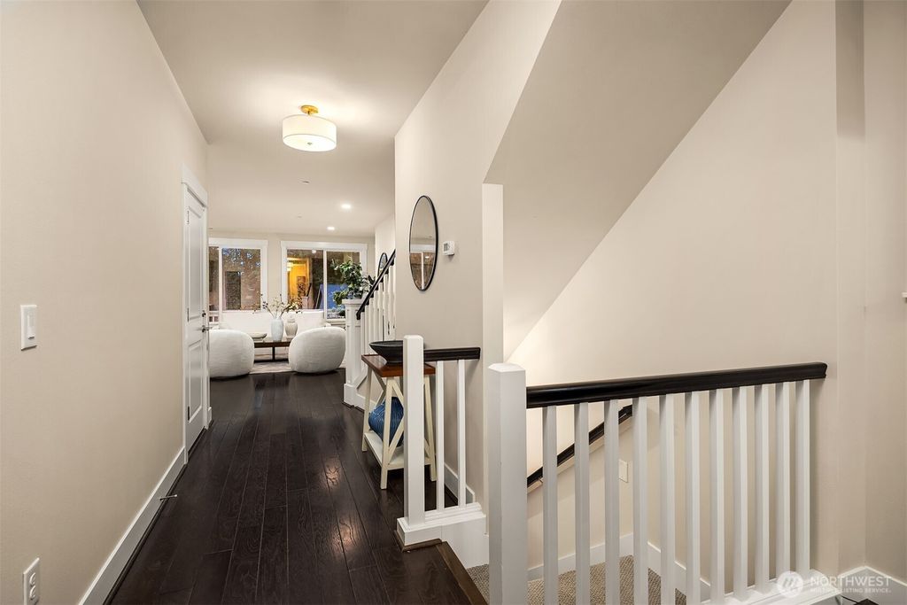 Photo of 844 224th Avenue NE, Sammamish, WA 98074 (MLS # 2440483)