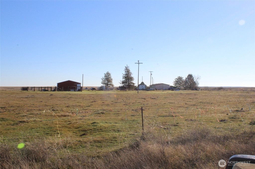 Photo of 1251 N Klein Road, Ritzville, WA 99169 (MLS # 2468410)