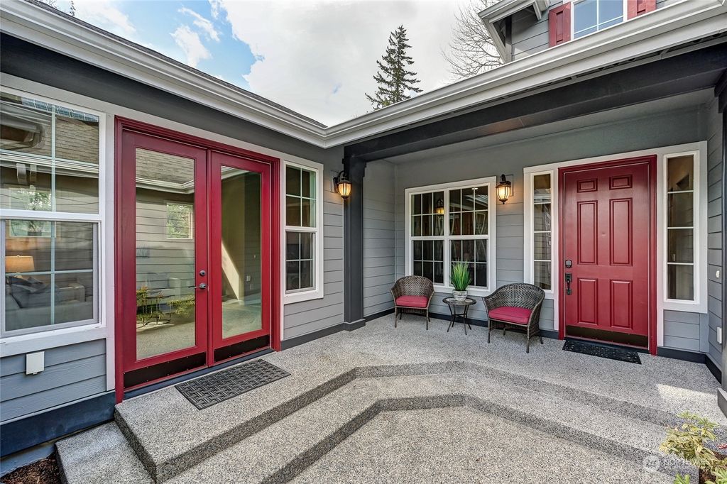 Photo of 23712 NE 116th Place, Redmond, WA 98053 (MLS # 2049081)