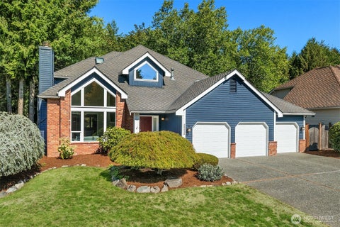 Photo of 26038 SE 38th Street, Sammamish, WA 98029 (MLS # 2584098)
