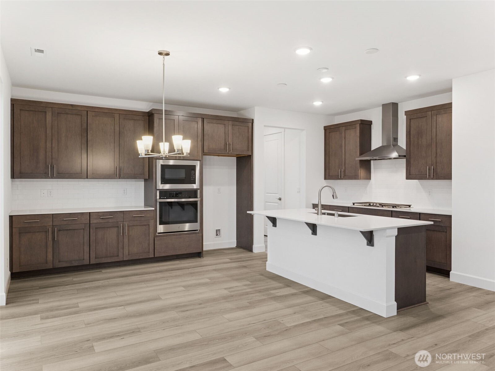 10637 Treasure Drive NW 121