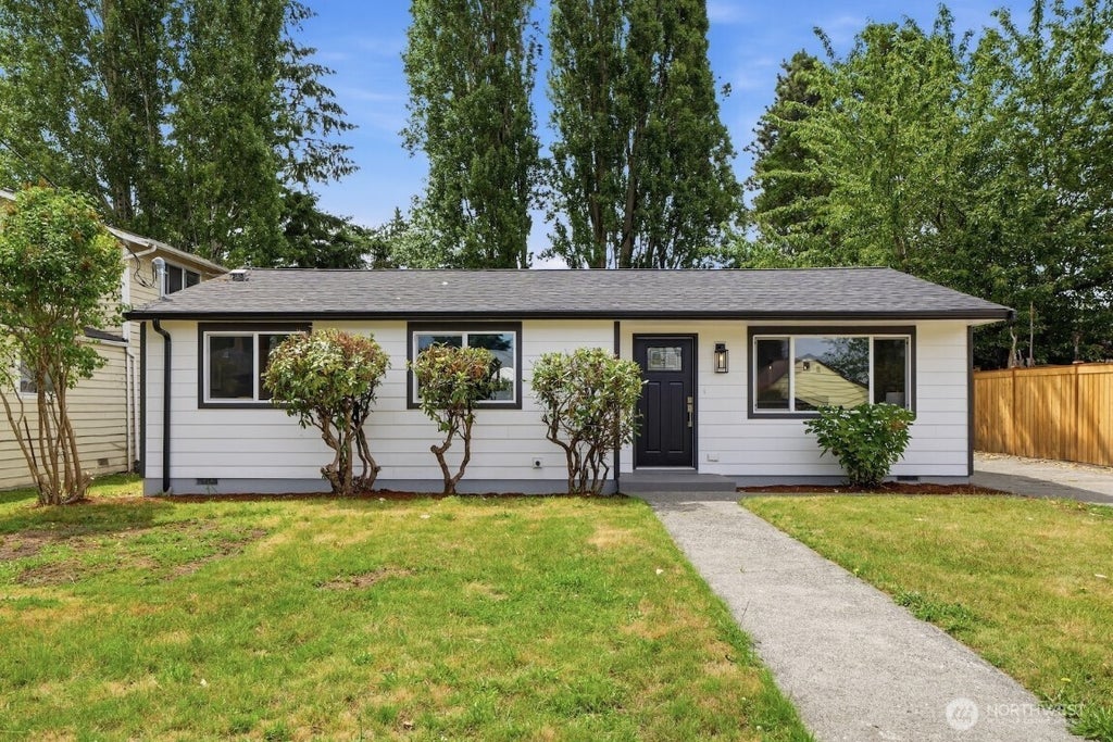 Photo of 1433 SW Donovan Street, Seattle, WA 98106 (MLS # 2549875)