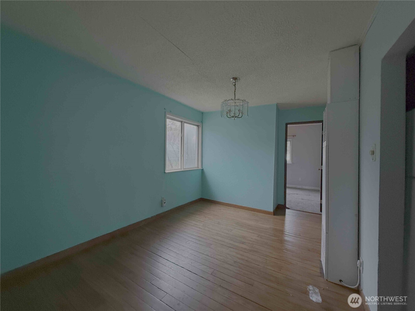 425 Sunnyhill Road W