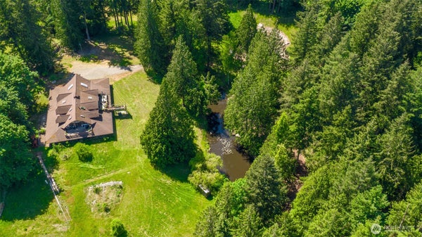 1106 254TH AVE NE, SAMMAMISH, WA 98074 - Image bd4e1839398b1fc0590bf7bbdd6a740b/2238468006