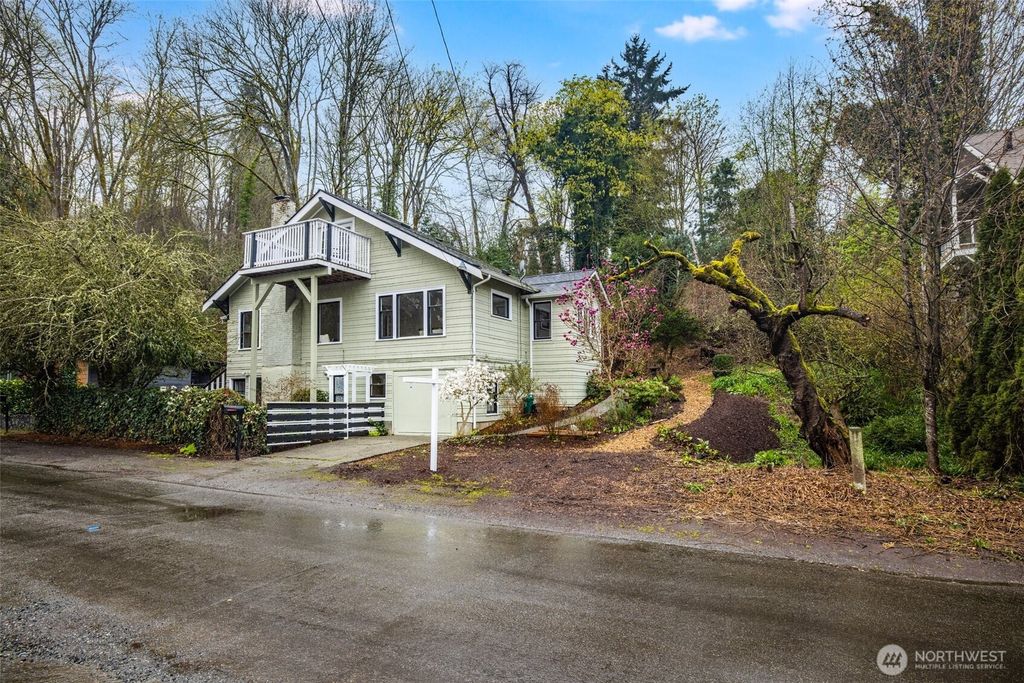 Photo of 10015 68th Avenue S, Seattle, WA 98178 (MLS # 2354731)