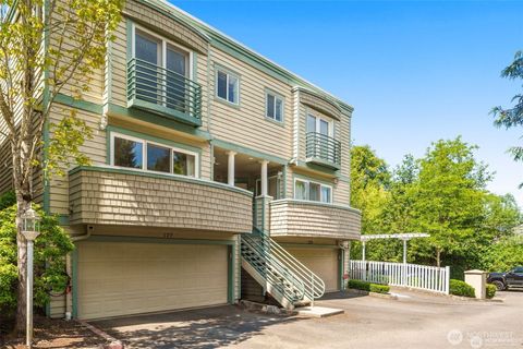 Photo of 104 9th Lane #127, Kirkland, WA 98033 (MLS # 2558993)