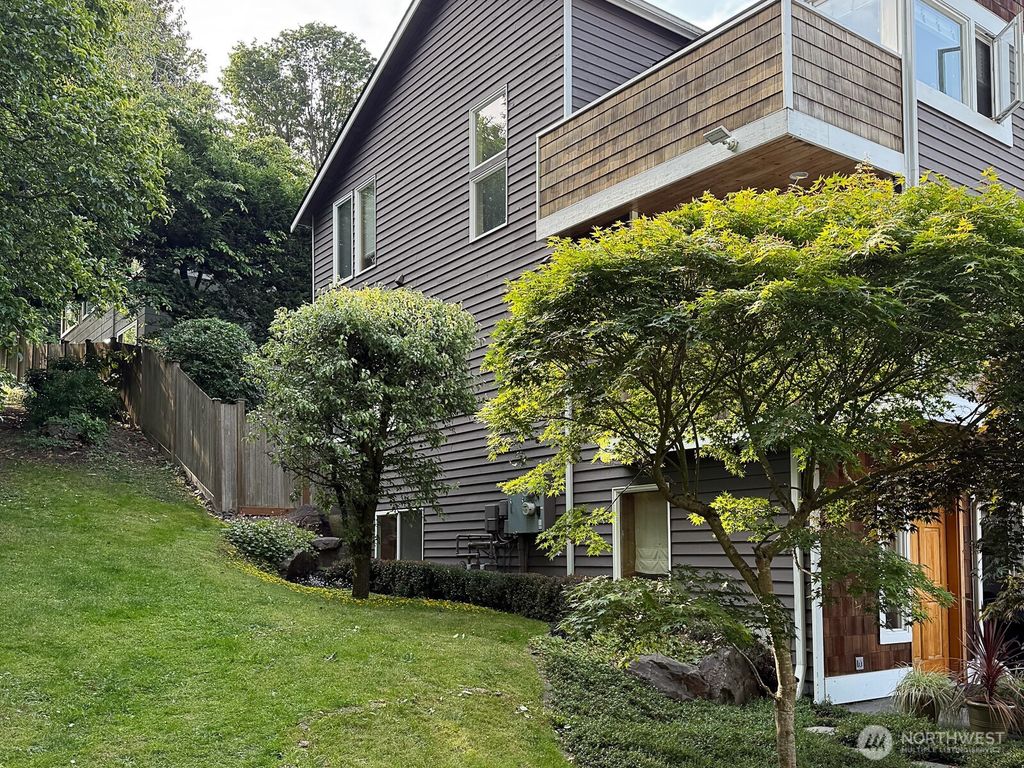 Photo of 2218 W Raye Street, Seattle, WA 98199 (MLS # 2428269)